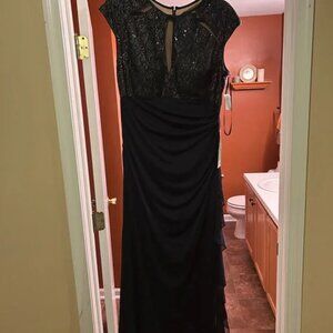 DJ Jaz Navy Lace Formal Dress - New with Tags